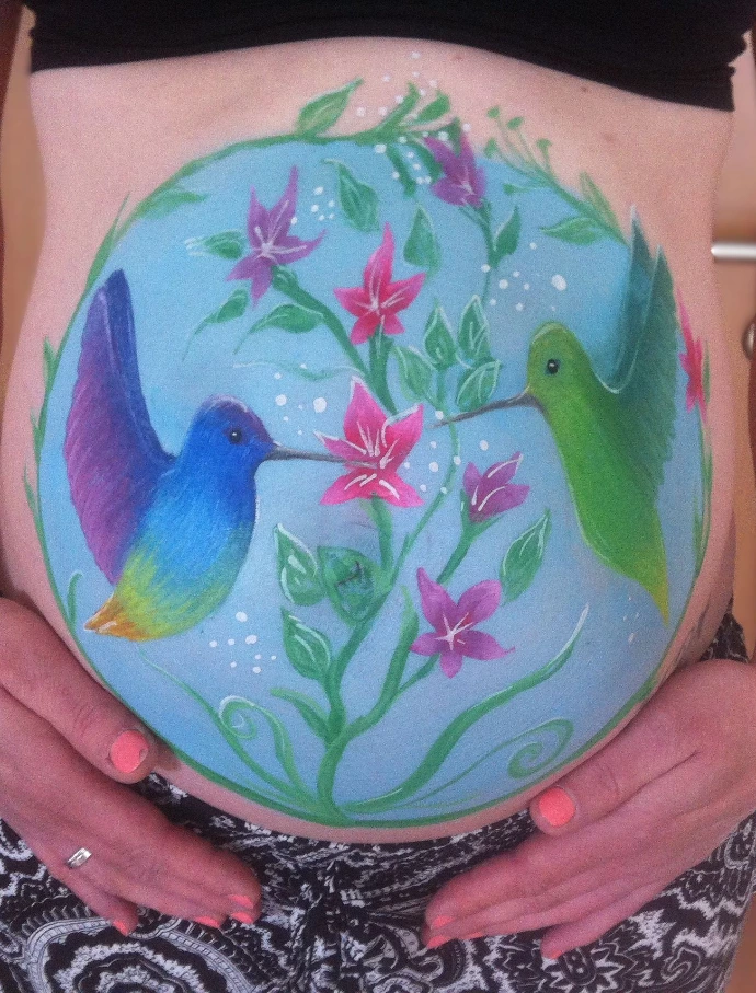 Babybauch Bemalung Kolibri